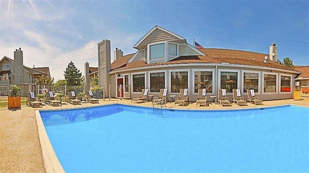 Sonesta Simply Suites Cleveland Airport Middleburg Heights Exteriér fotografie
