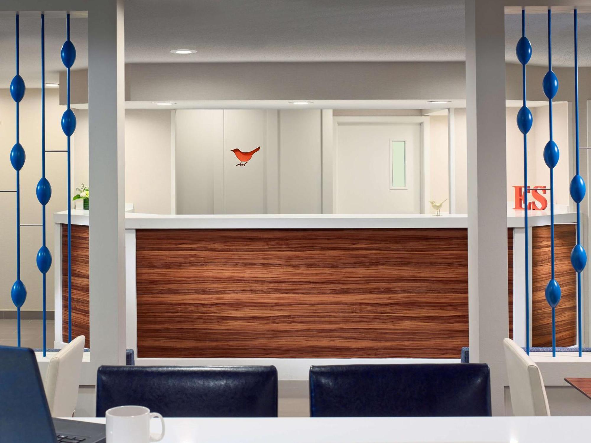 Sonesta Simply Suites Cleveland Airport Middleburg Heights Exteriér fotografie